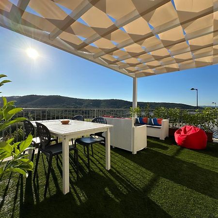 Ng Collection 4.4 Apartment ออลเบีย ภายนอก รูปภาพ