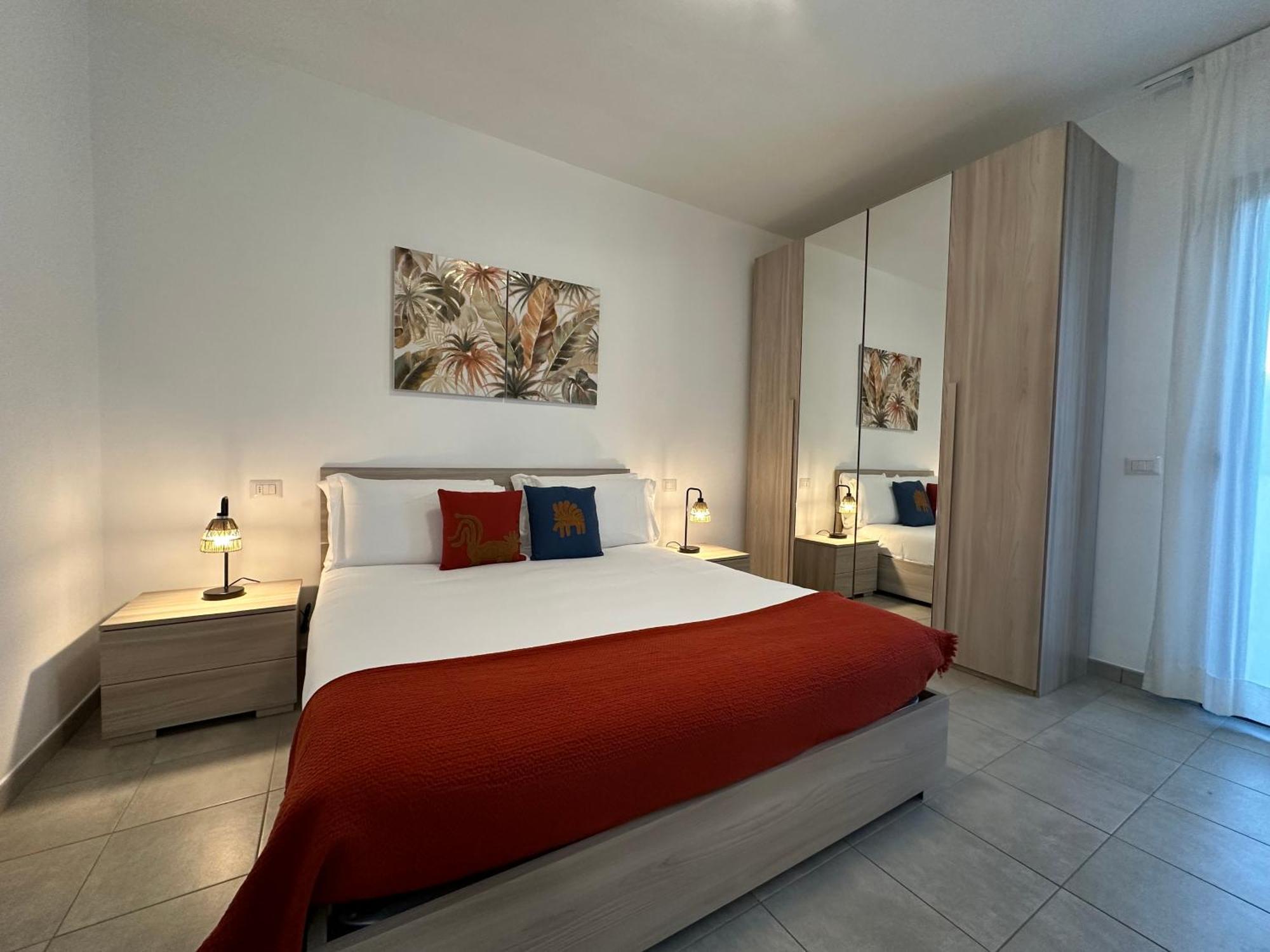 Ng Collection 4.4 Apartment ออลเบีย ภายนอก รูปภาพ